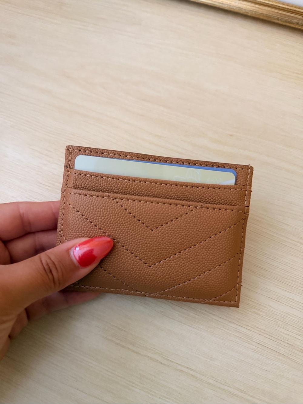 Women’s Card Holder - Picture 2 of 4